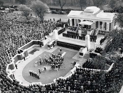tower hill memorial unveiling 12  resize700