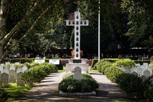newark upon trent cemetery 7v3a6430 edited