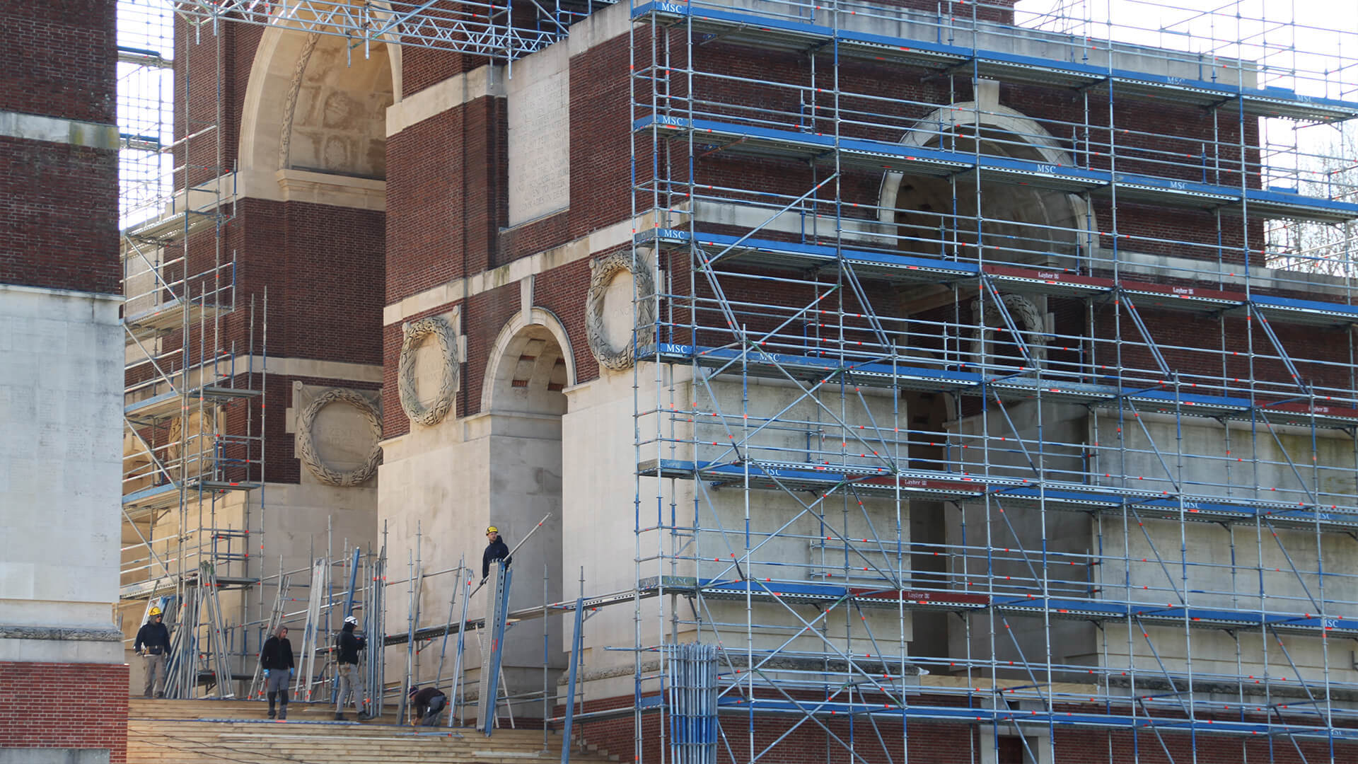 Scaffolding at thiepval memorial