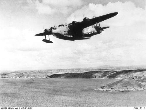 pembroke dock awm suk15112 sunderland no10 sqdn over miford avon 1941 aug