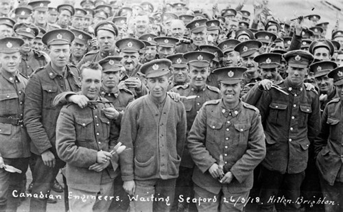 seaford lac pa008199 canadian engineers at seaford march 1918 informal large group