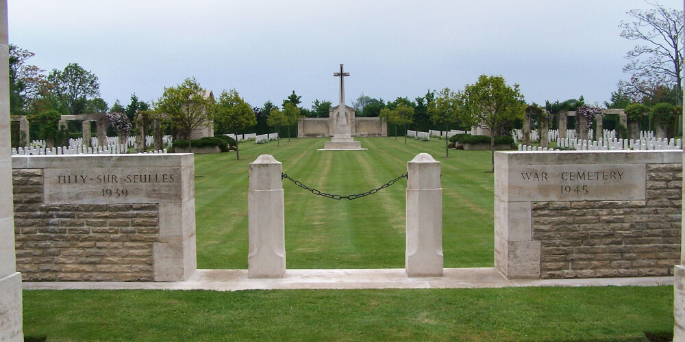 12. Tilly-sur-seulles war cemetery