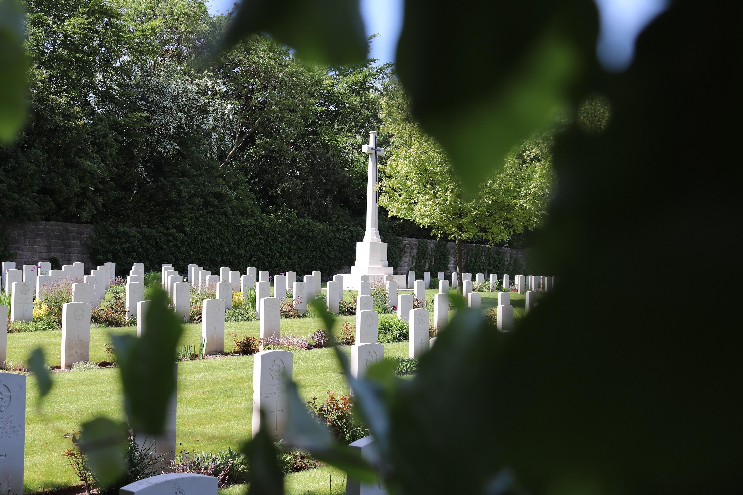 Wide view of Harrogate (Stonefall) Cemetery