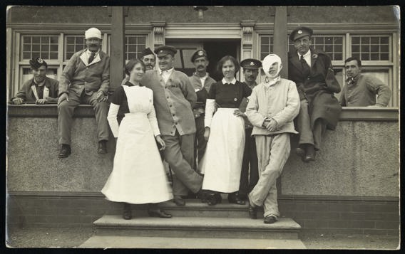 edinburgh bangour village hosp sm group pts and nurses lhb44 26 3 i lothian health services